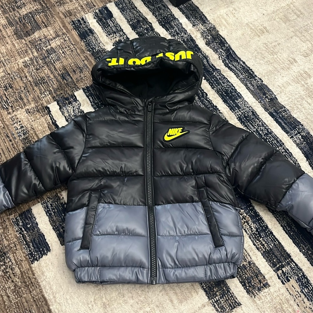 Boys, lime, green, black, and gray  Nike puffer coat NWT!